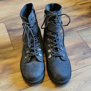2LipsToo Woman's Black Combat Boots, Women's 7.5